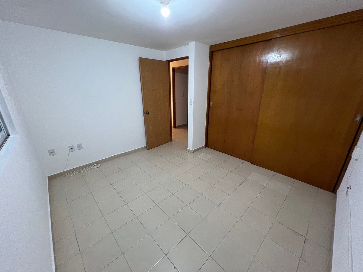 Habitación principal, foto 10 de 14