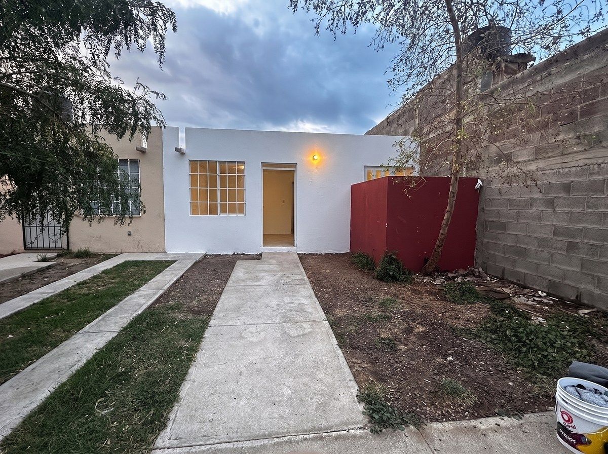 🏡 REMODELED HOUSE IN SATELLITE CITY, photo 1 of 8