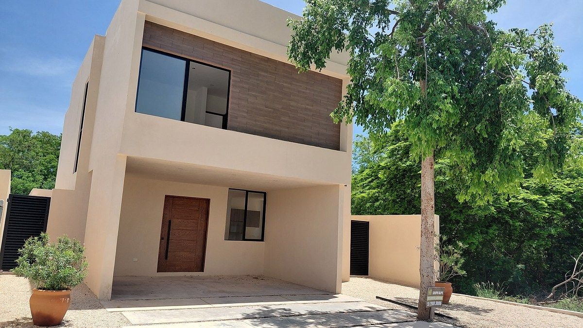 CASA EN VENTA EN MÉRIDA, KIKTEIL, BLANCA RESIDENCIAL, 4 RECÁMARAS - foto 1