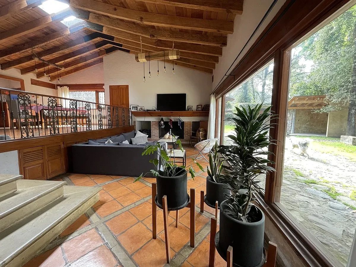 Casa en venta en Valle de Bravo, foto 1 de 20