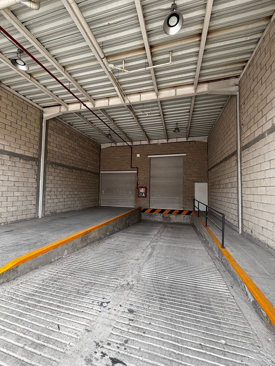 Bodega industrial en El Vigía, Zapopan, foto 2 de 11