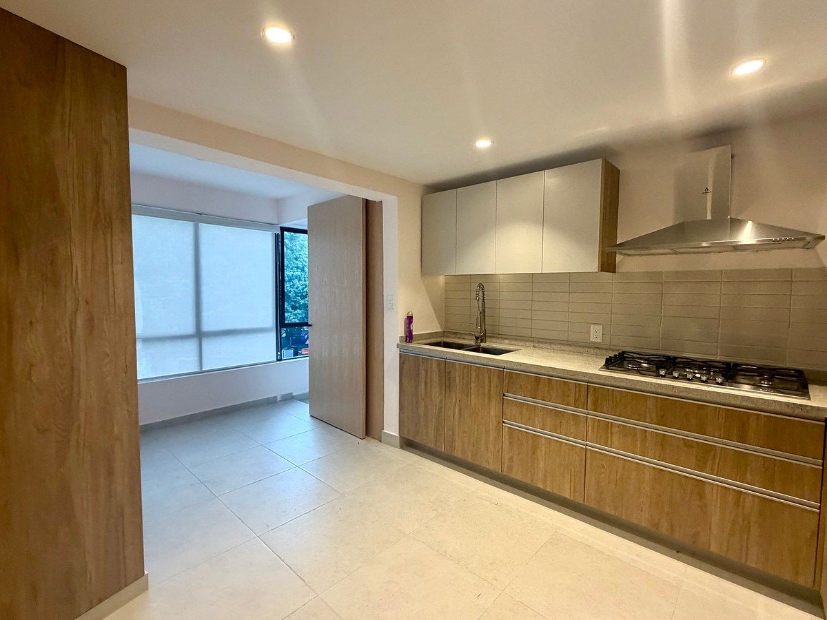 Apartment in Lomas de Chapultepec V Sección, Miguel Hidalgo, photo 6 of 20