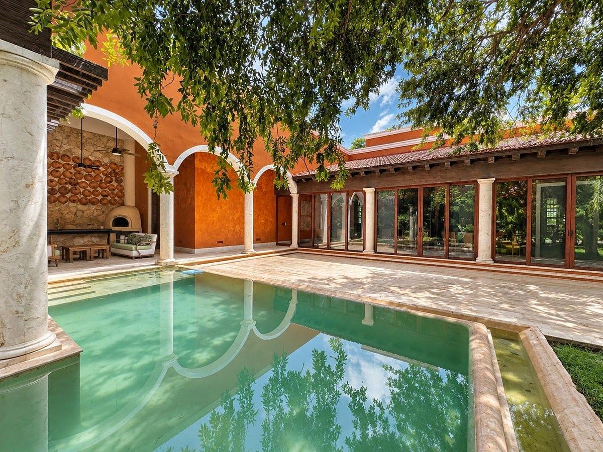 Casa en renta amueblada y equipada en Privada Altozano de dos plantas, foto 1 de 18