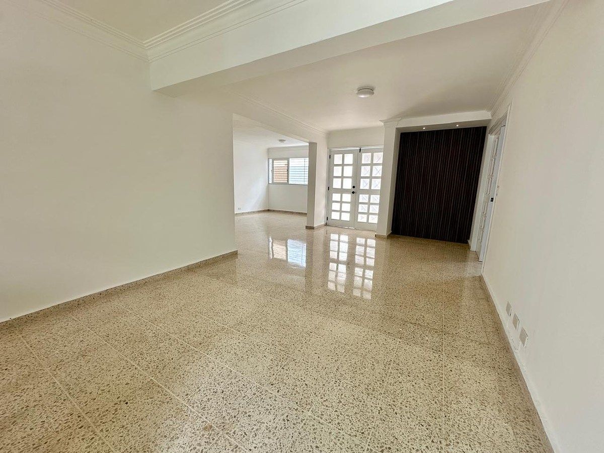 Casa en Viejo Arroyo Hondo, Santo Domingo Centro (Distrito Nacional), foto 4 de 19