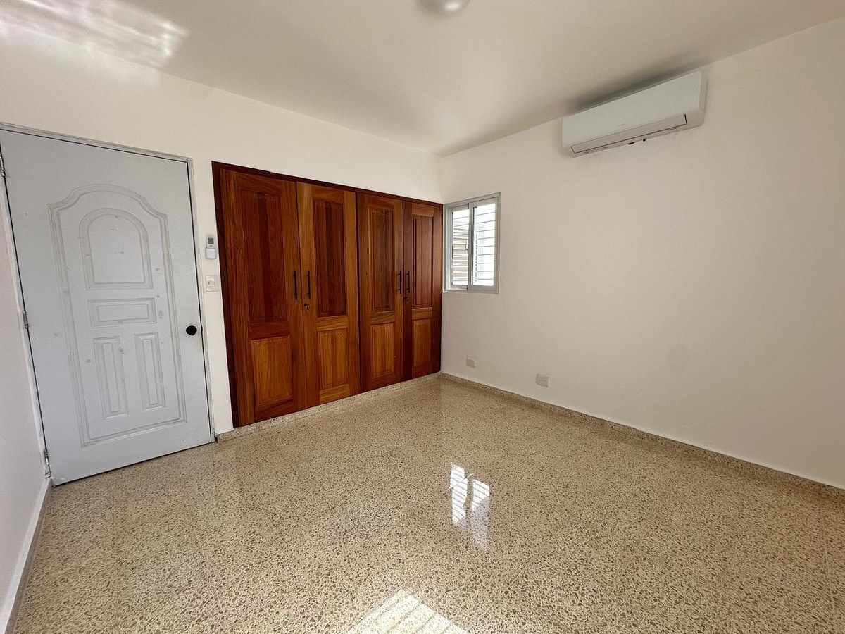 Casa en Viejo Arroyo Hondo, Santo Domingo Centro (Distrito Nacional), foto 9 de 19