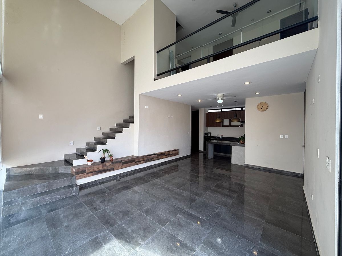 Townhouse for rent in Cholul 3 without furniture, photo 1 of 20