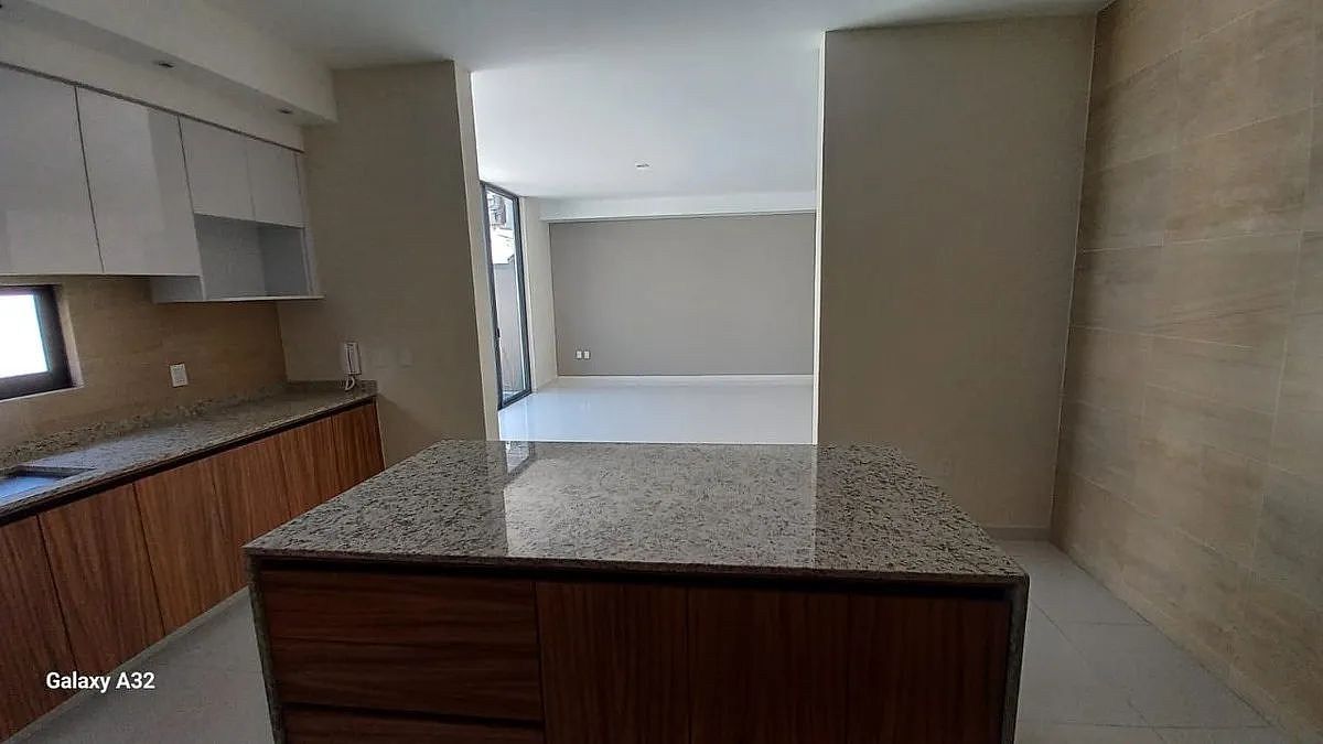 Casa em Valle Real, Zapopan, foto 4 de 13