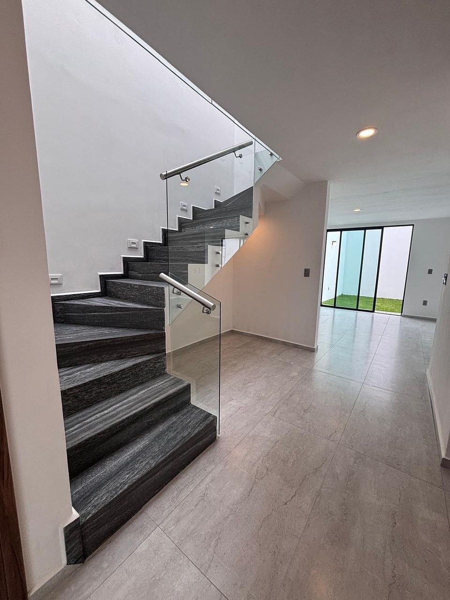 ESCALERAS, foto 5 de 42