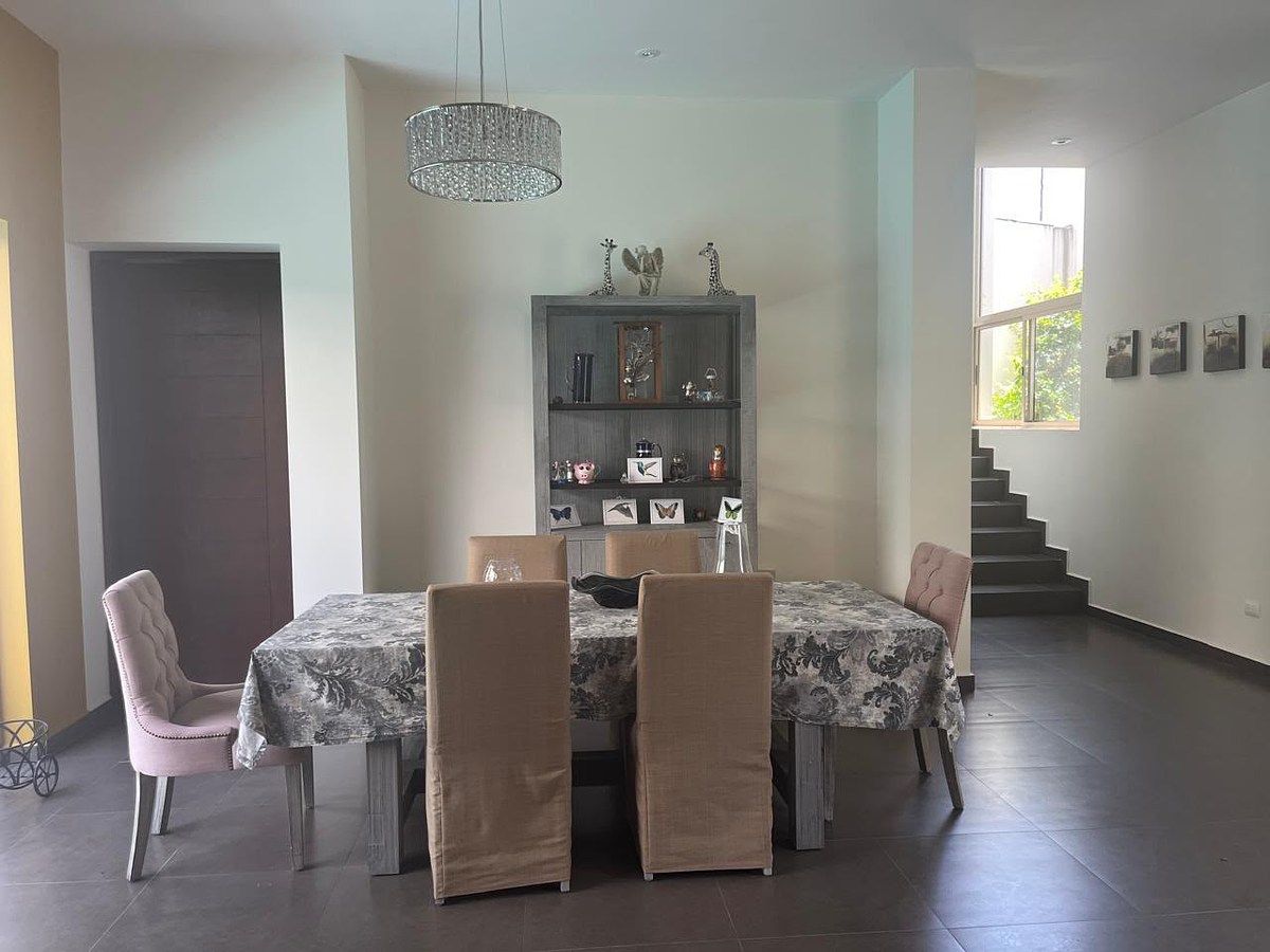 Casa em El Uro, Monterrey, foto 8 de 11