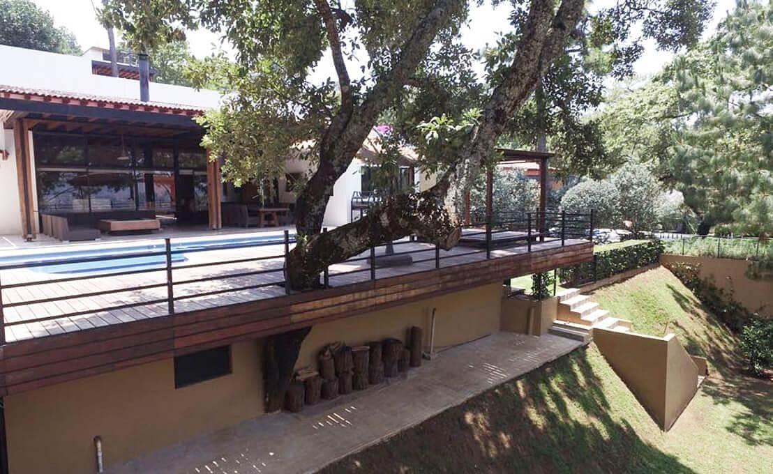 CASA VALLE DE BRAVO A RESERVA ROTA DO LAGO, foto 1 de 18