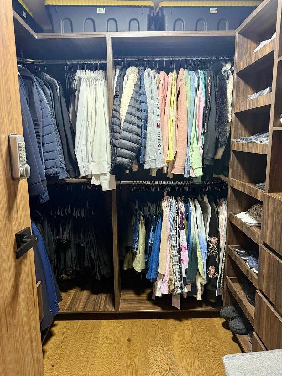 Vestidor, photo 8 of 13