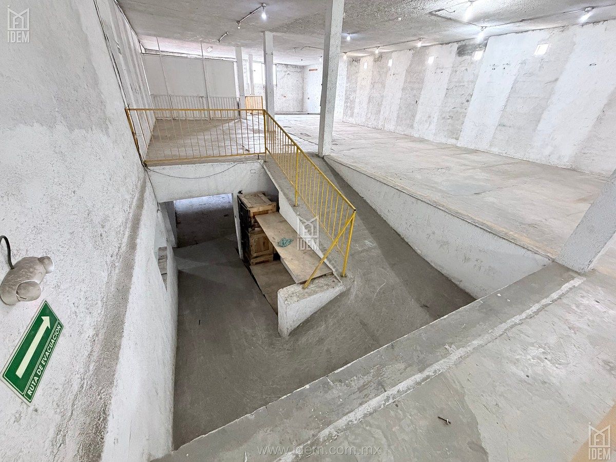 Bodega comercial en Fidel Velázquez (S. N. A. T.), Monterrey, foto 11 de 22