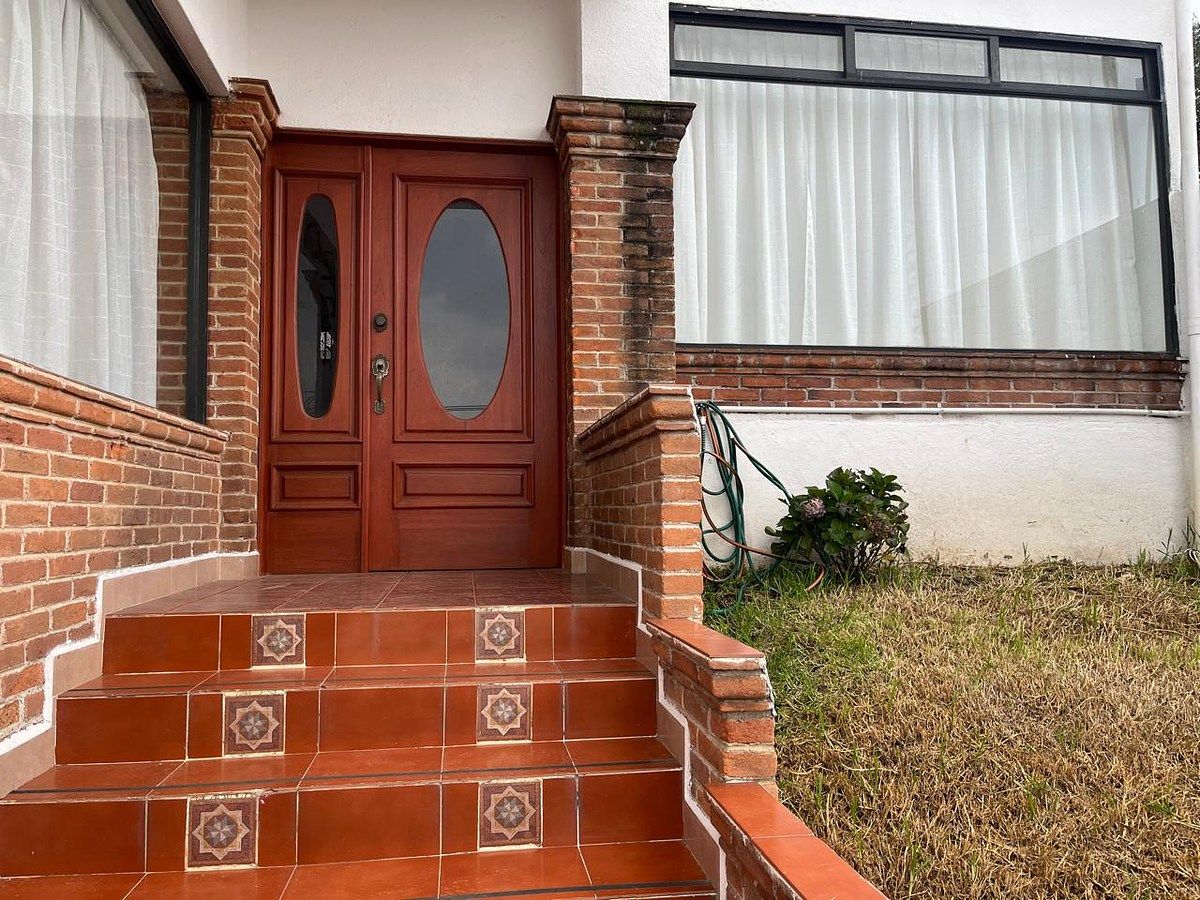 HOUSE FOR RENT IN CUAJIMALPA, photo 1 of 30