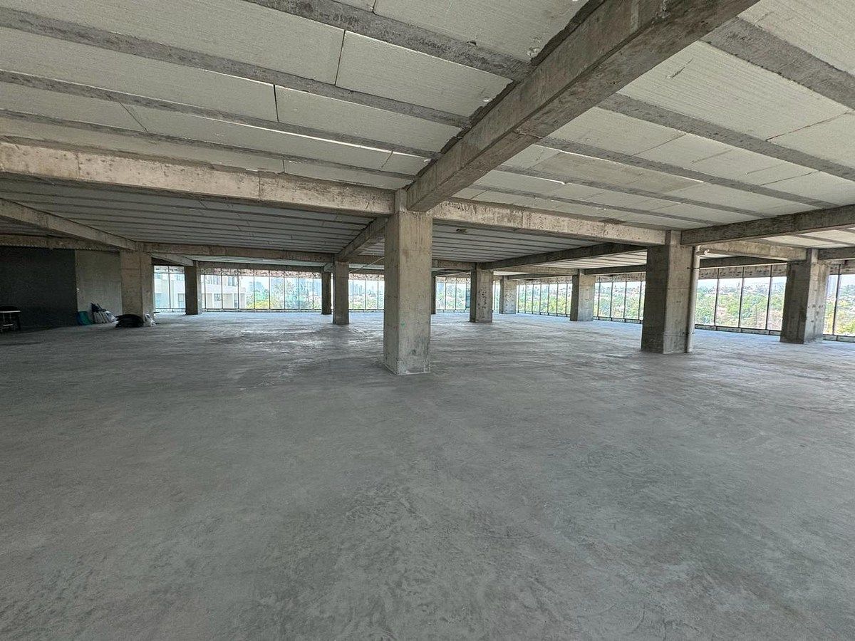 Sala Comercial em Puerta de Hierro, Zapopan, foto 2 de 11