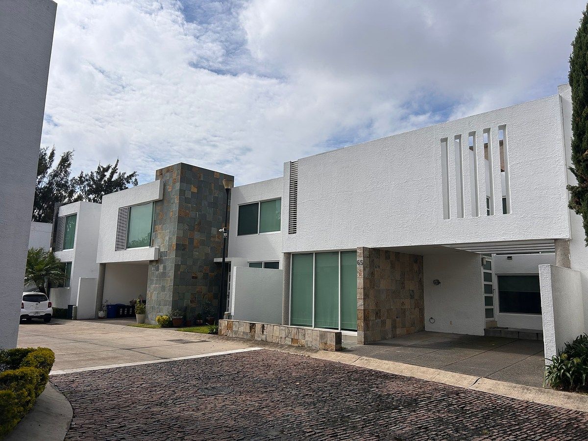 Casa para Aluguel em Villas de Asis, foto 1 de 12