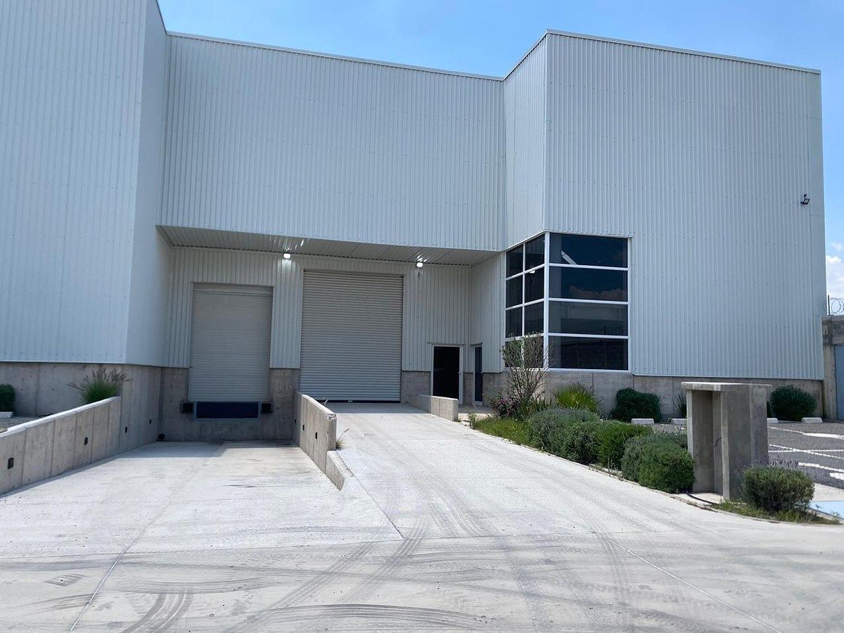 WAREHOUSE FOR RENT ON HIGHWAY 57, photo 1 of 6