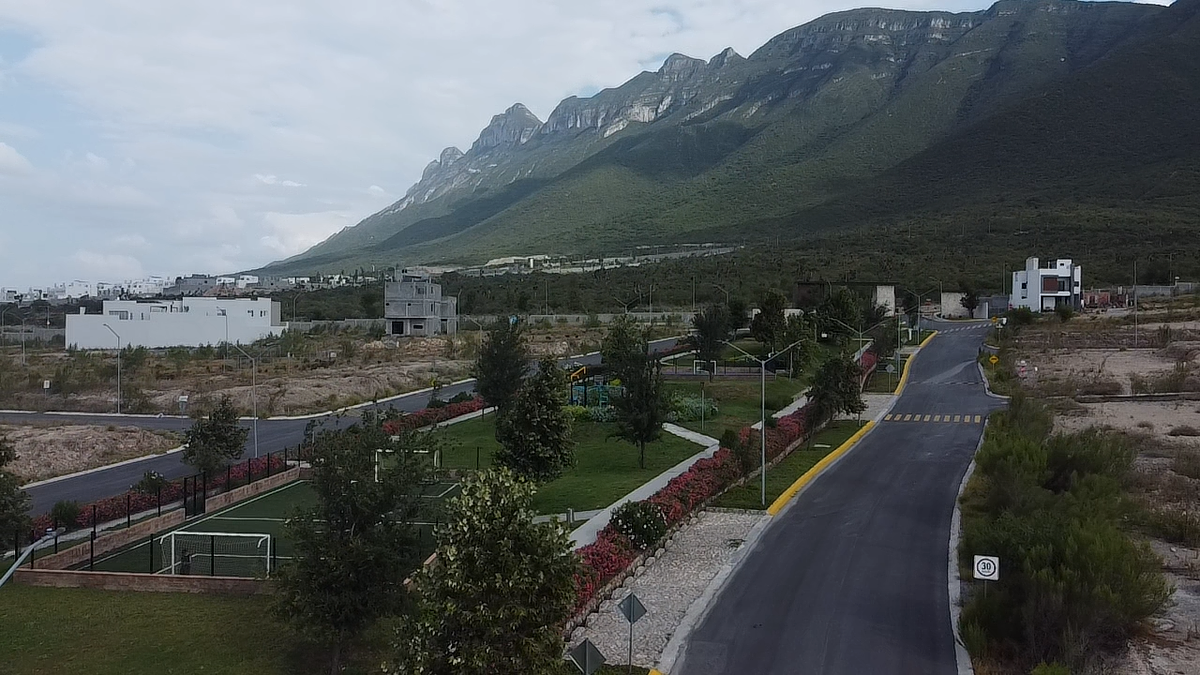Terreno en Solana Residencial, García, foto 7 de 14