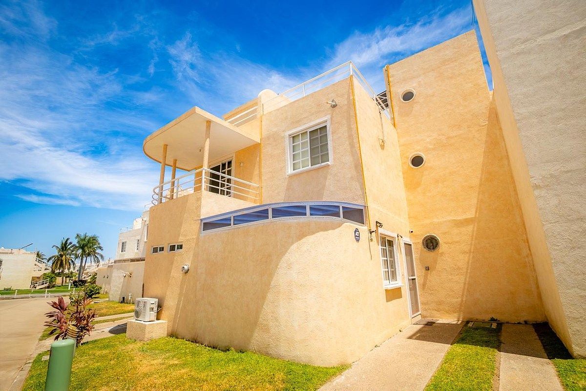 Villa en Puente del Mar con Roof Garden, foto 1 de 15