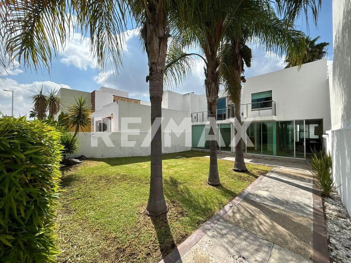 House in Residencial el Refugio, Querétaro, photo 3 of 18