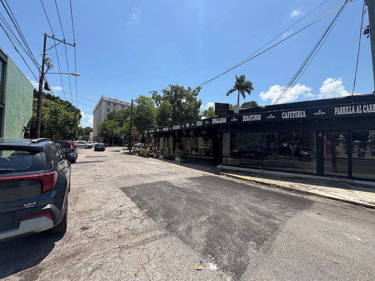 Local comercial en Paseo de Montejo, Mérida, foto 8 de 10