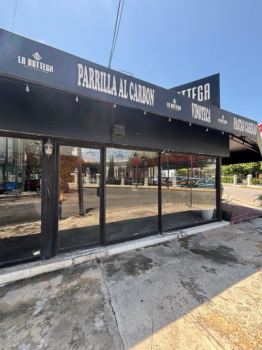 Local comercial en Paseo de Montejo, Mérida, foto 6 de 10