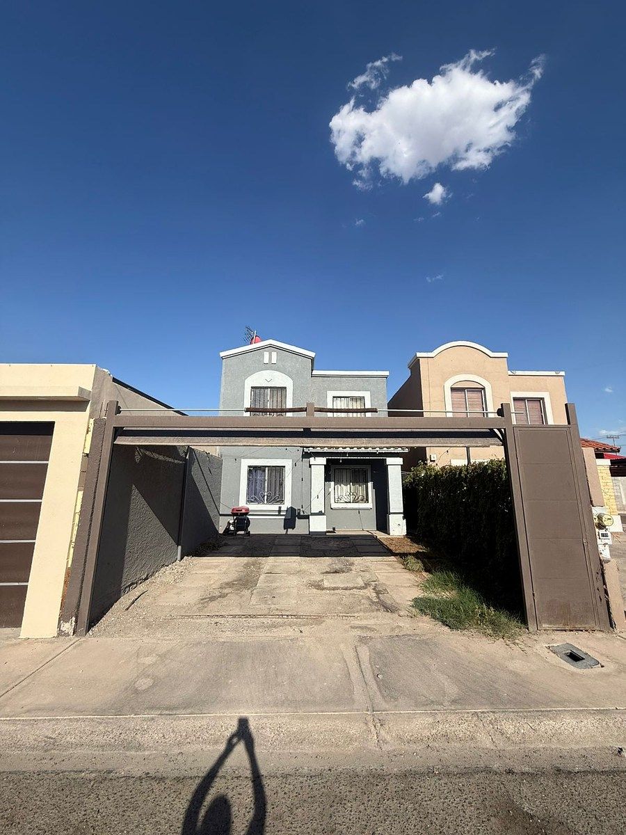 Se vende casa en Toledo l (Mexicali, B.C.)