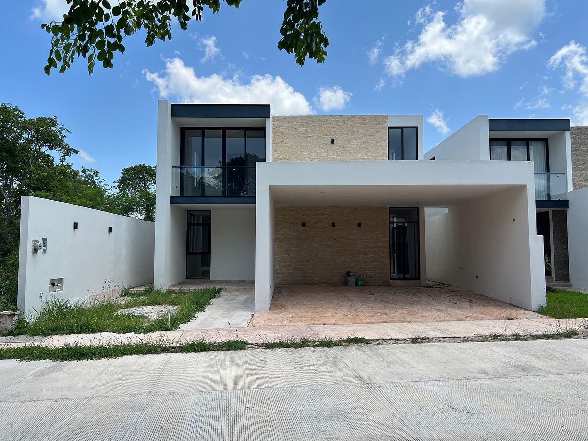 Casa NUEVA en VENTA | Privada VARENA, Cholul–Santa Gertrudis Copó, foto 1 de 27