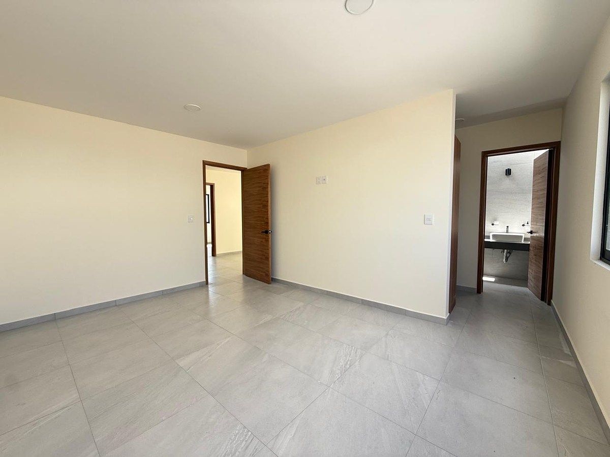 Casa em Zákia, El Marqués, foto 20 de 24