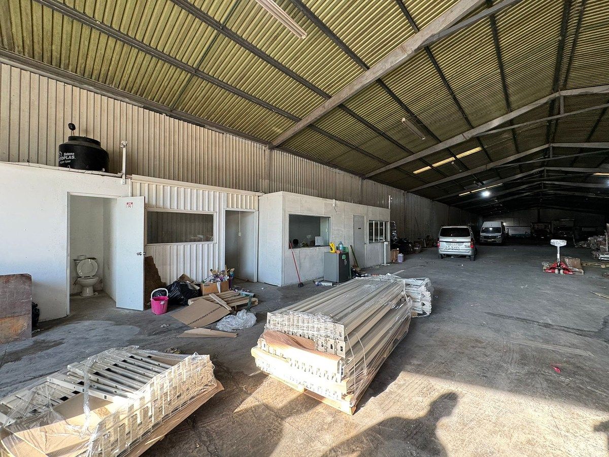 Bodega comercial en Diamante Paseos de Opichen, Mérida, foto 4 de 8