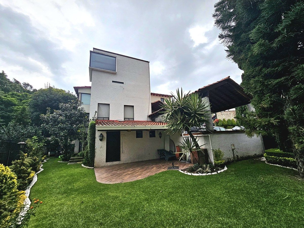 Hermosa Casa en Condominio Las Haciendas - foto 2