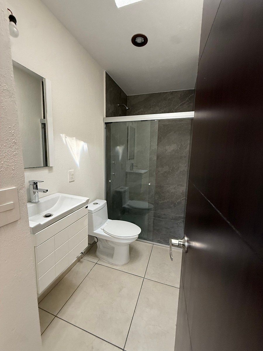 House in Gated Community in Real de Valdepeñas, Zapopan, photo 9 of 10