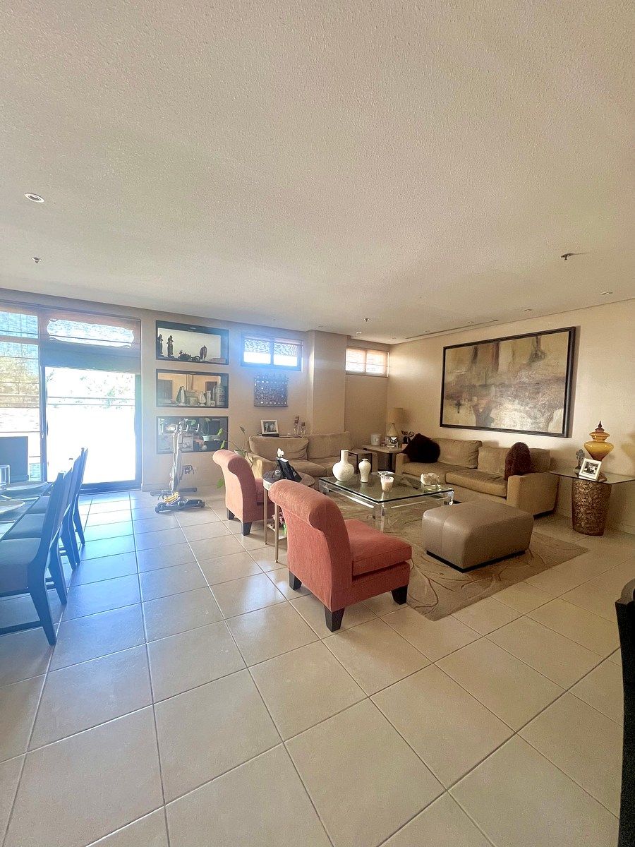 Departamento en Residencial Santa Bárbara, San Pedro Garza García, foto 3 de 9