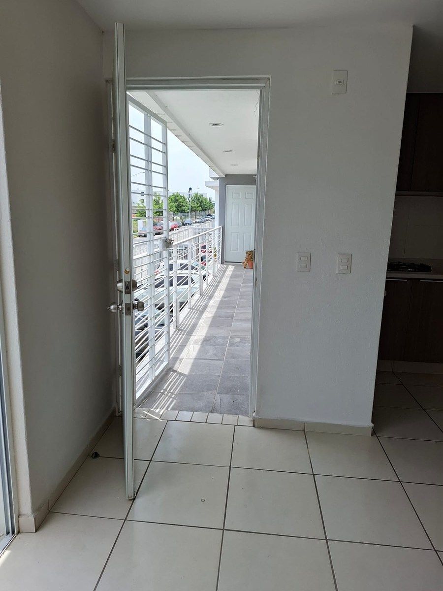 Apartment in Parques de Tesistán, Zapopan, photo 2 of 17