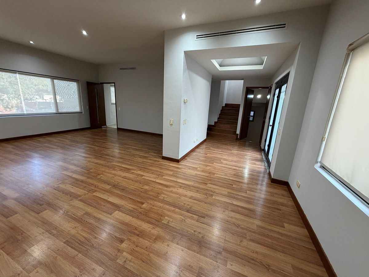 Casa en Lomas Del Valle, San Pedro Garza García, foto 3 de 8