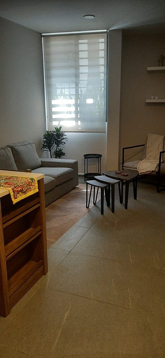 Sala, photo 4 of 8