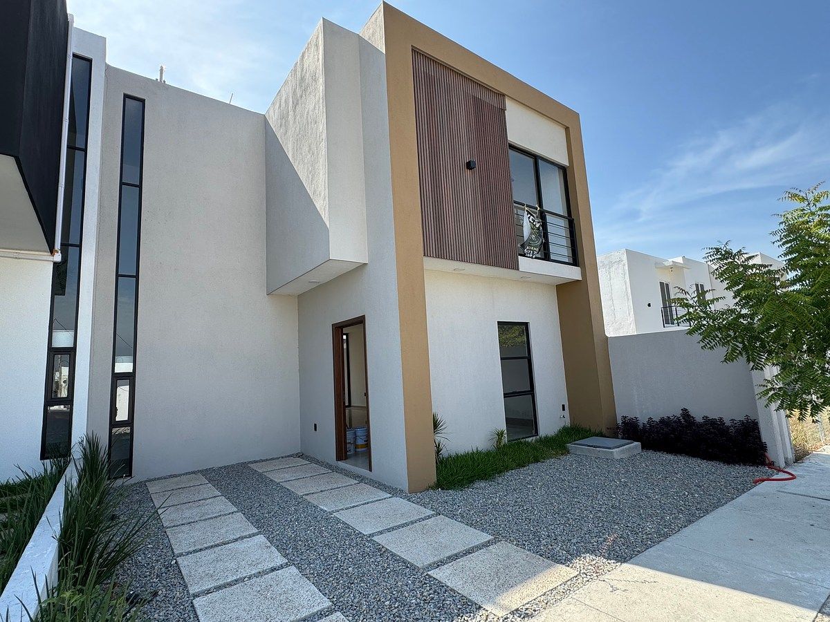 CASA EN VENTA FRACCIONAMIENTO PRIVADO, foto 1 de 24