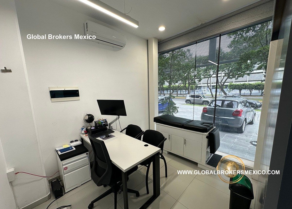 Retail Space in Jardines del Bosque Centro, Guadalajara, photo 8 of 28