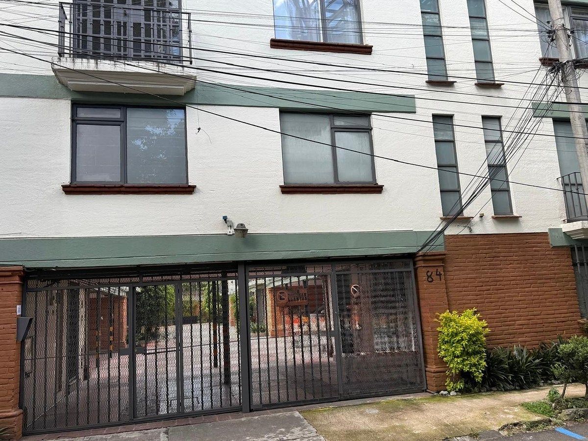 CASA en renta con uso de suelo para oficinas, San Ángel, foto 1 de 15