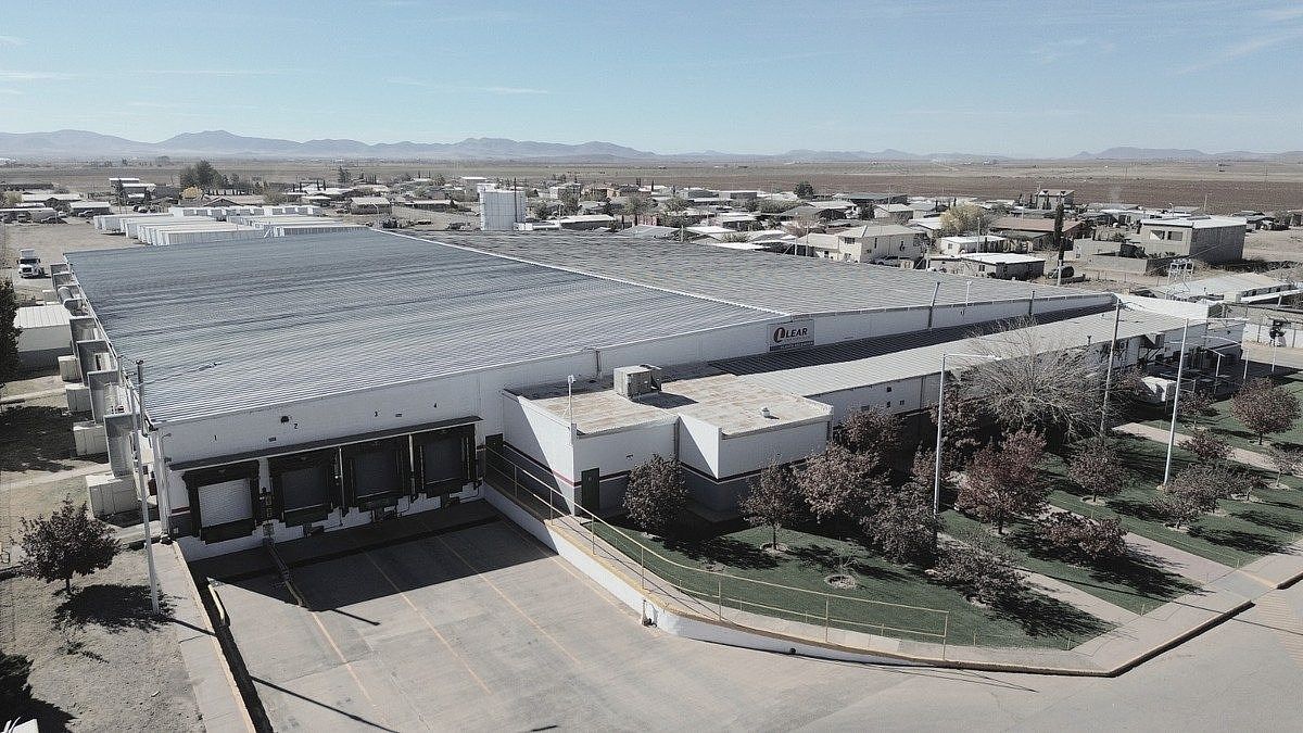 Industrial Warehouse in downtown Chihuahua for rent, photo 1 of 13