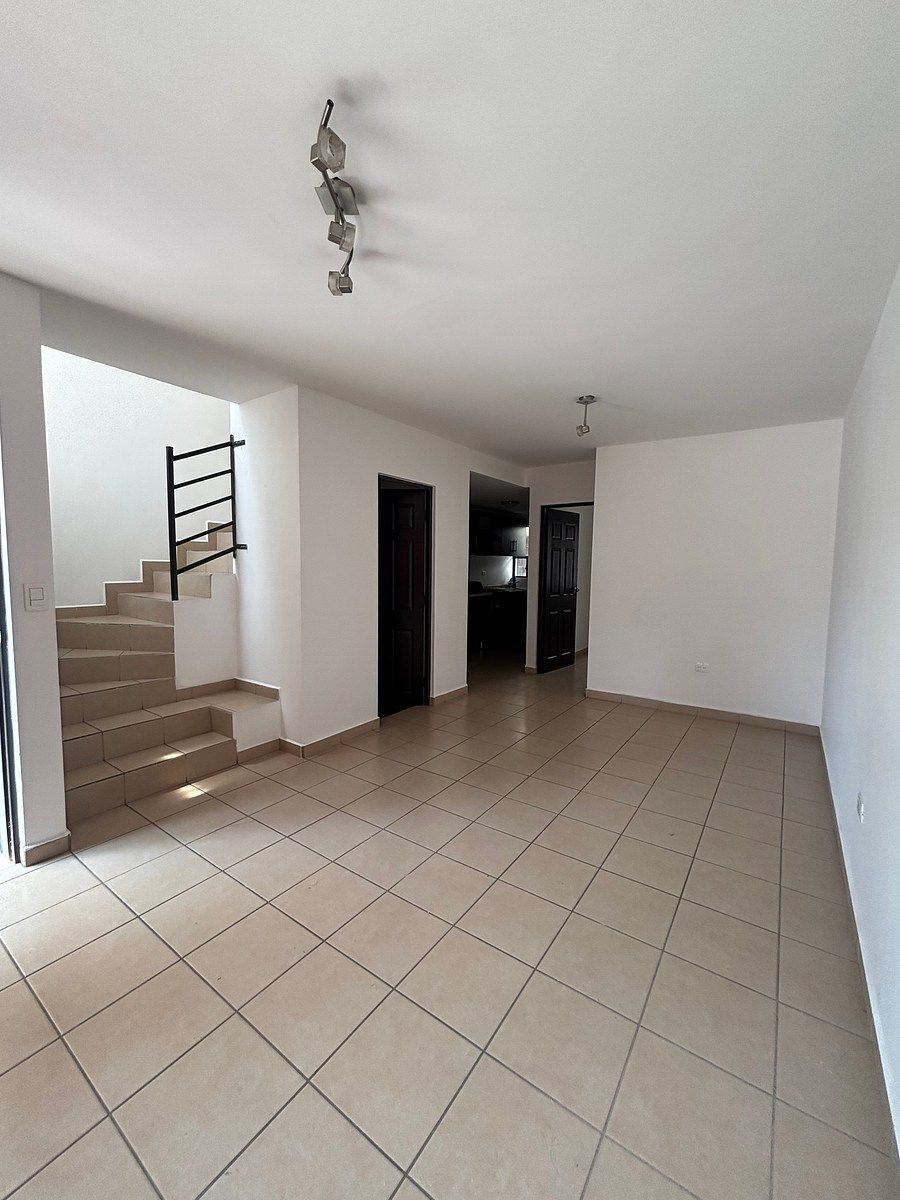 Casa em Sonterra, Querétaro, foto 2 de 15