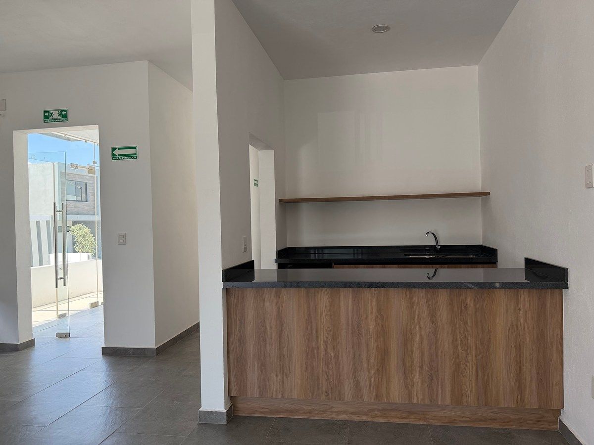 Casa em condomínio fechado em Zákia, El Marqués, foto 27 de 28