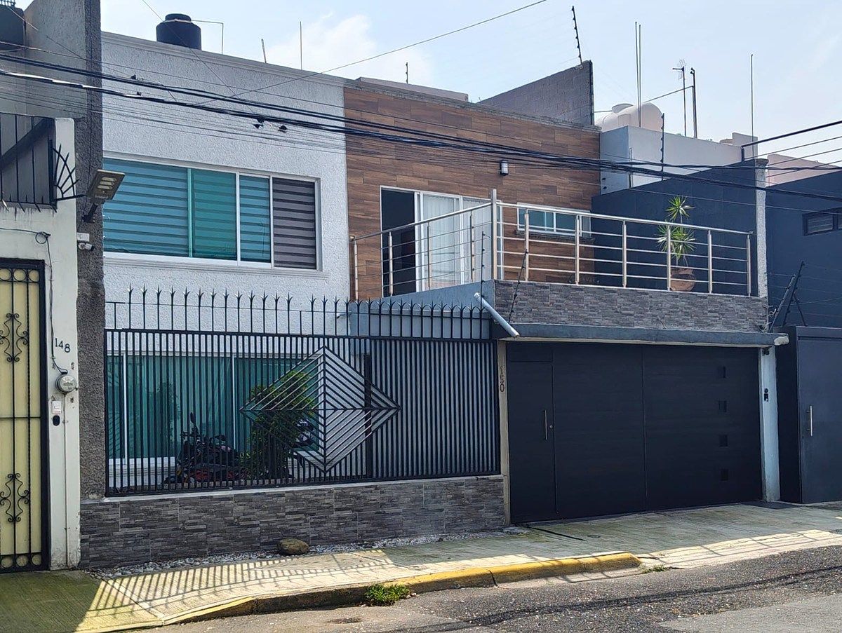 REMODELED HOUSE IN CAMPESTRE CHURUBUSCO!, photo 1 of 50