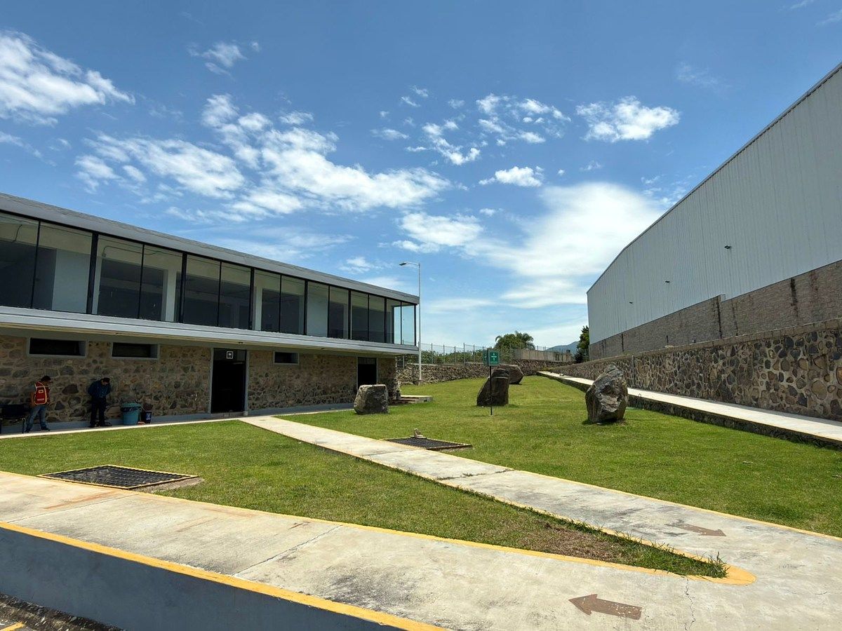 Prédio industrial em San Isidro Mazatepec, Tala, foto 32 de 48
