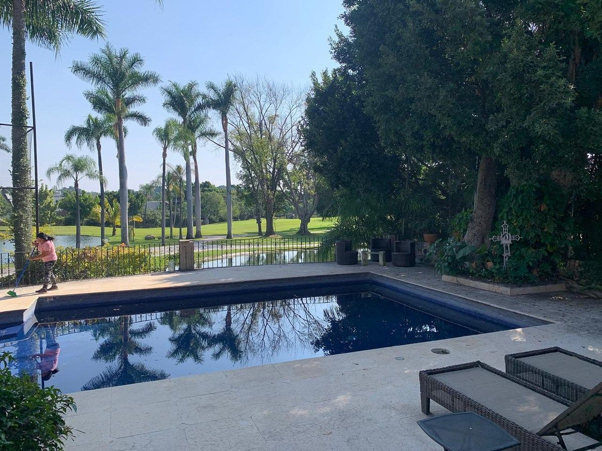 Venda Casa no Clube de Golfe Tabachines Cuernavaca. Para ser reformado., foto 1 de 8