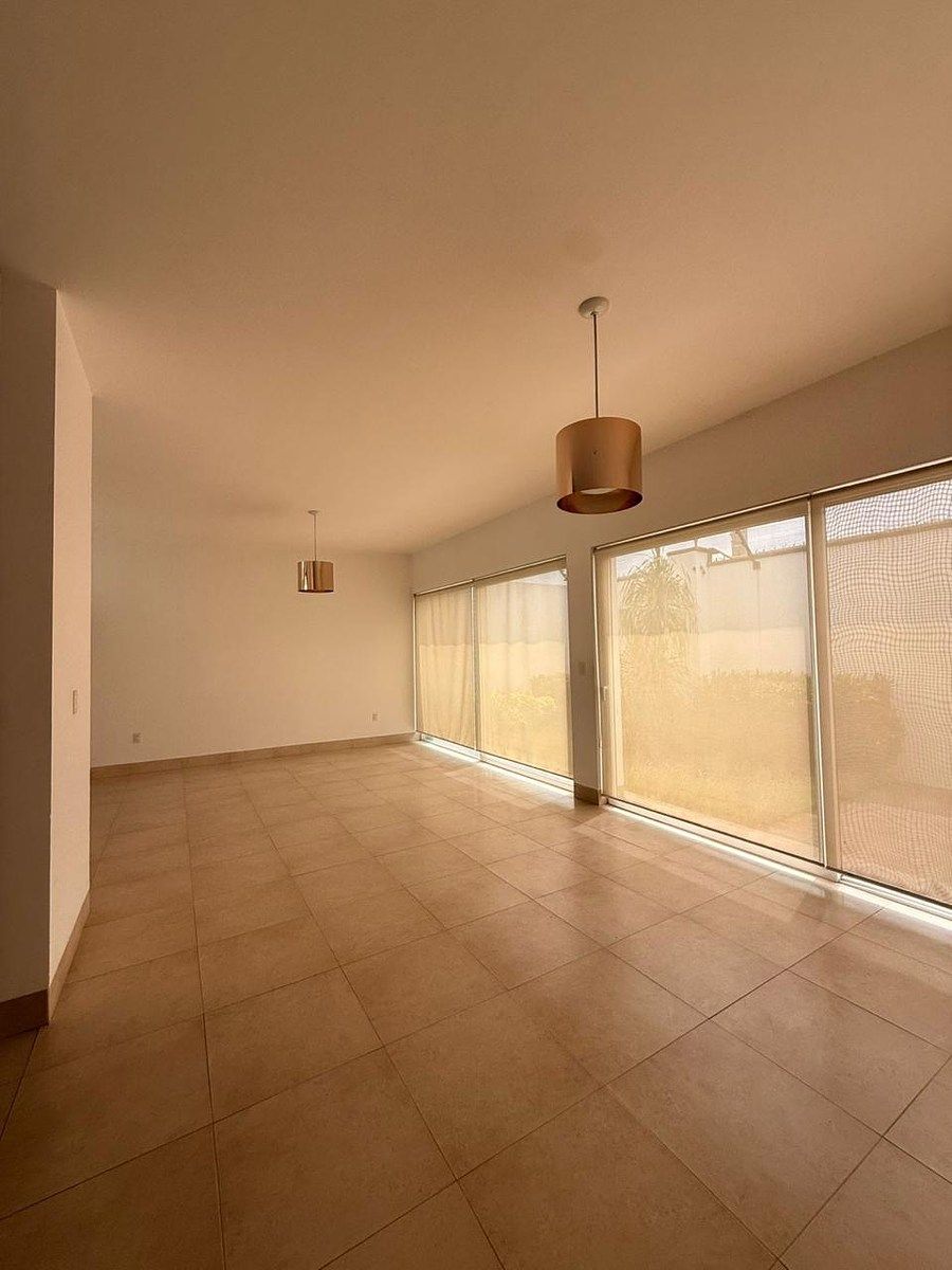 Casa en Punta del Este, León, foto 3 de 18