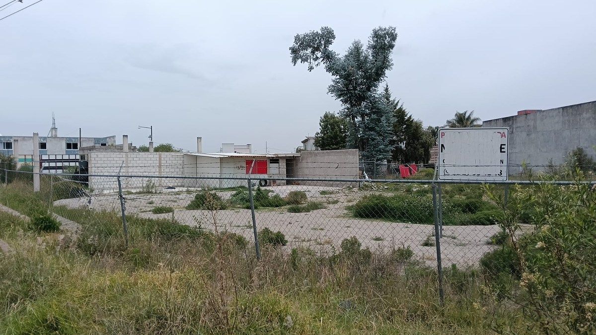 TERRENO COM ESCRITÓRIO - LOCALIZAÇÃO ESTRATÉGICA EM AMOZOC, foto 1 de 6