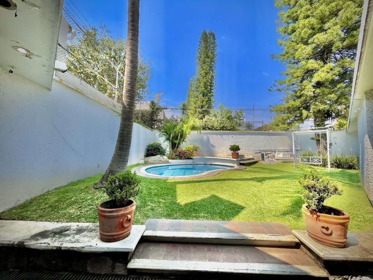 Casa en Palmira Tinguindin, Cuernavaca, foto 2 de 18