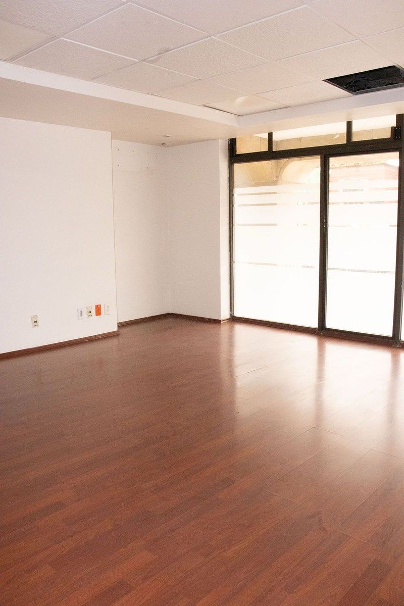OFFICE FOR RENT IN INSURGENTES, photo 1 of 6