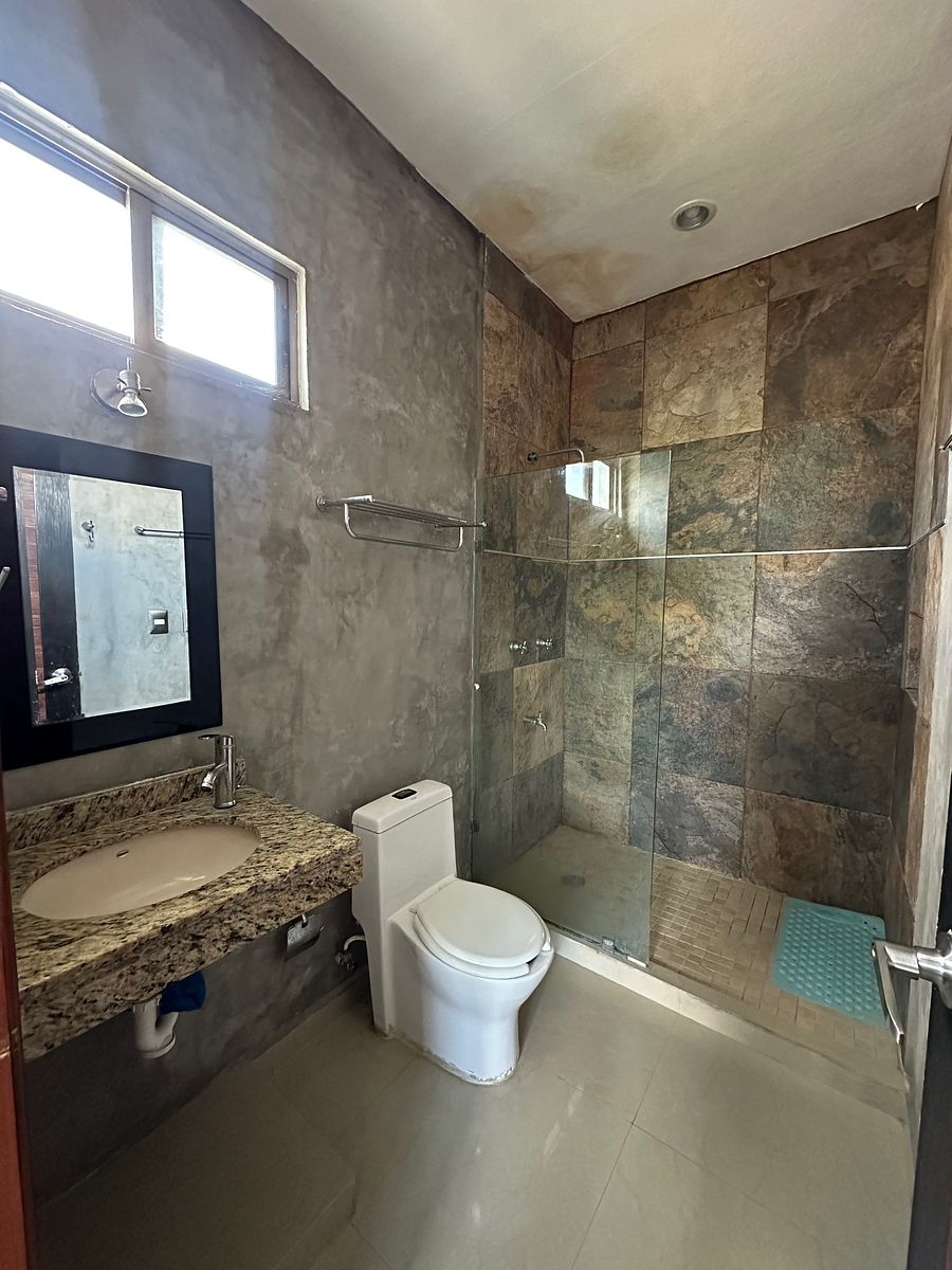 Baño completo 1, foto 8 de 13