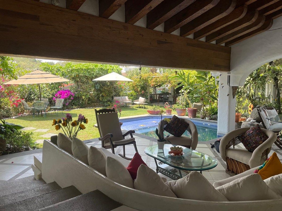 Sale of a house with a pool in Tabachines Golf Club., photo 1 of 21